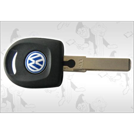 images of Volkswagen HU66T6 Key with Light