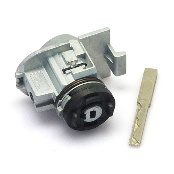 images of Land Rover Discoverer 3 HU101 Door Lock