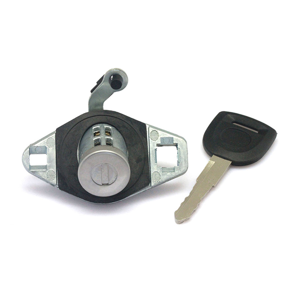 images of Mazda MAZ24R Tail Door Lock